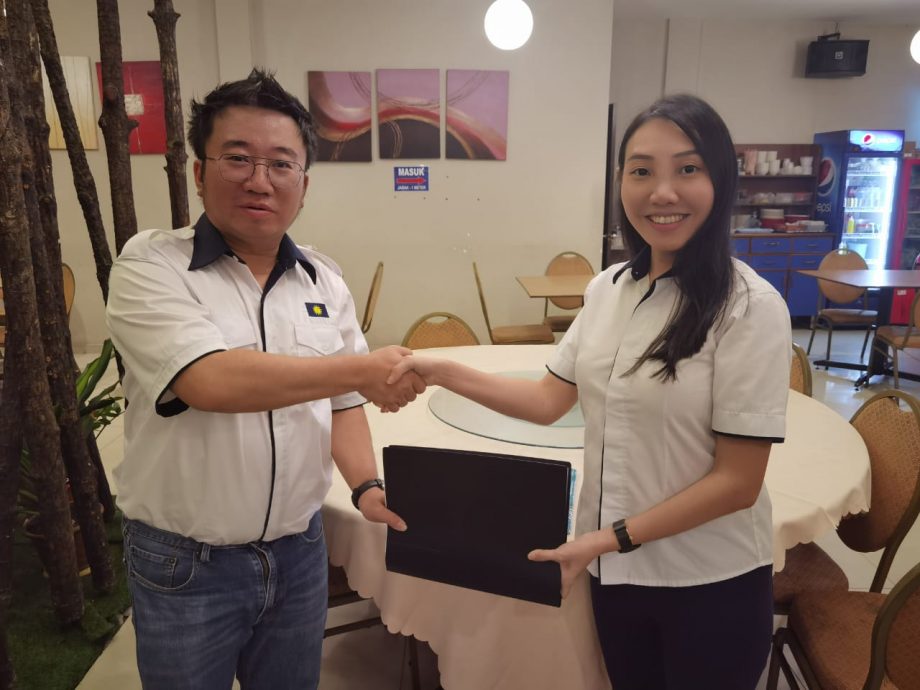 东:登州马青全力支持马华全国组织秘书长兼柔佛州行政议员林添顺和马青联邦直辖区州团团长张佑铨竞选马青总团长及署理总团长。
