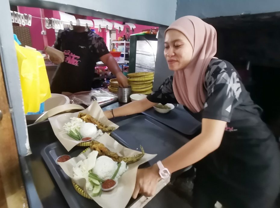 东：白饭涨价 关丹熟食观望 部分已涨50仙