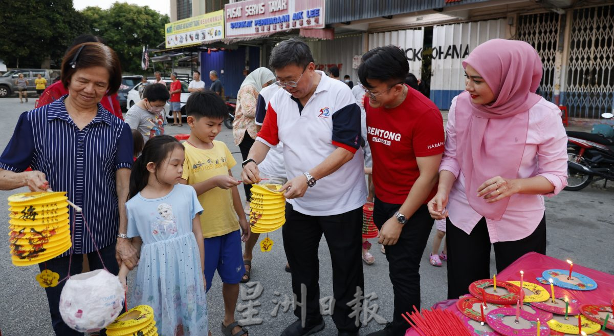 东:苏建祥:市议员不见人影