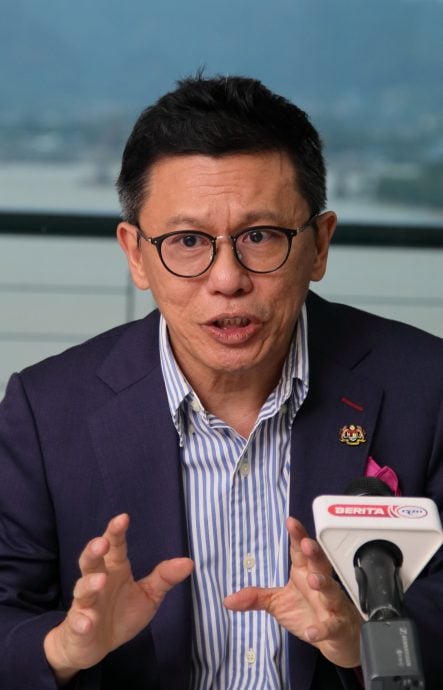 东:郑联科:沈春祥不应将责任推给尚未委任的市议员