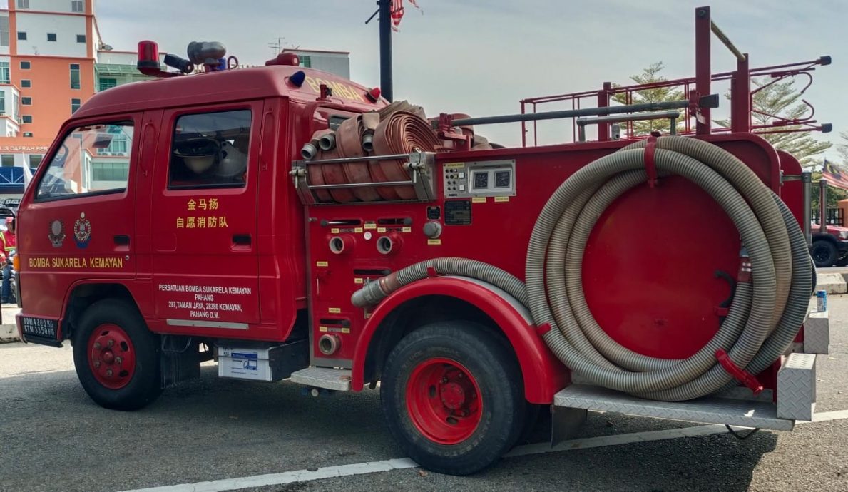 东:金马扬志愿消防队消防车残旧盼提升