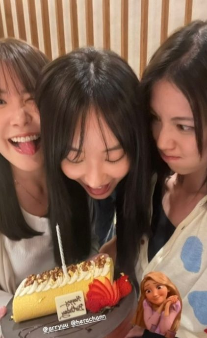 为陈自瑶补祝42岁生日 连诗雅黄翠如:简单的幸福