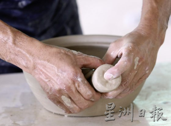 传承三代超过70年的柴窑／仅存龙窑产瓦煲、药煲