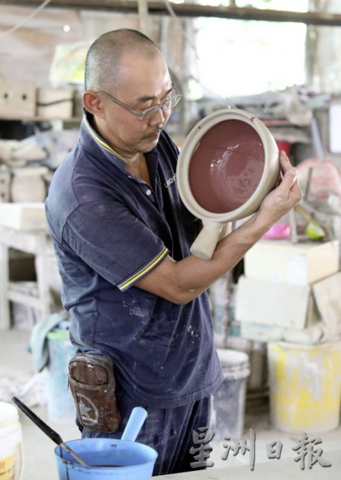 传承三代超过70年的柴窑／仅存龙窑产瓦煲、药煲