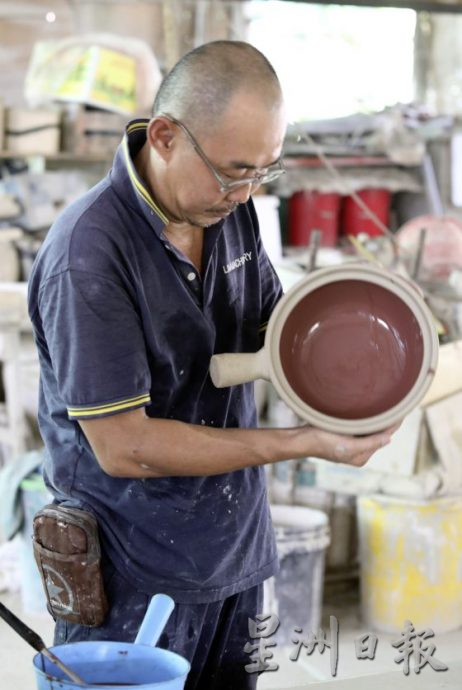 传承三代超过70年的柴窑／仅存龙窑产瓦煲、药煲