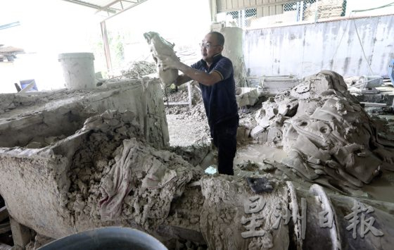 传承三代超过70年的柴窑／仅存龙窑产瓦煲、药煲