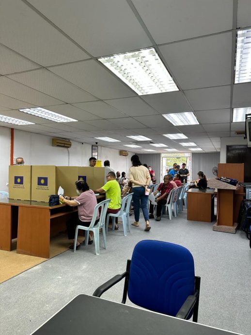 供夜报/ 马华中央党选结果今晚揭晓.4名副总会长职成焦点