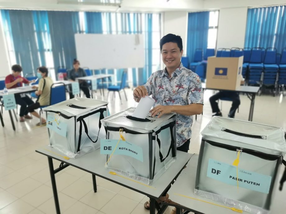 供夜报/ 马华中央党选结果今晚揭晓.4名副总会长职成焦点