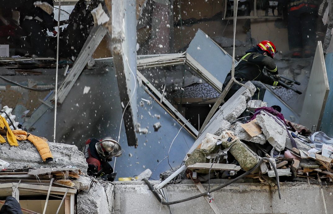 俄高层大楼煤气爆炸 酿7死20伤