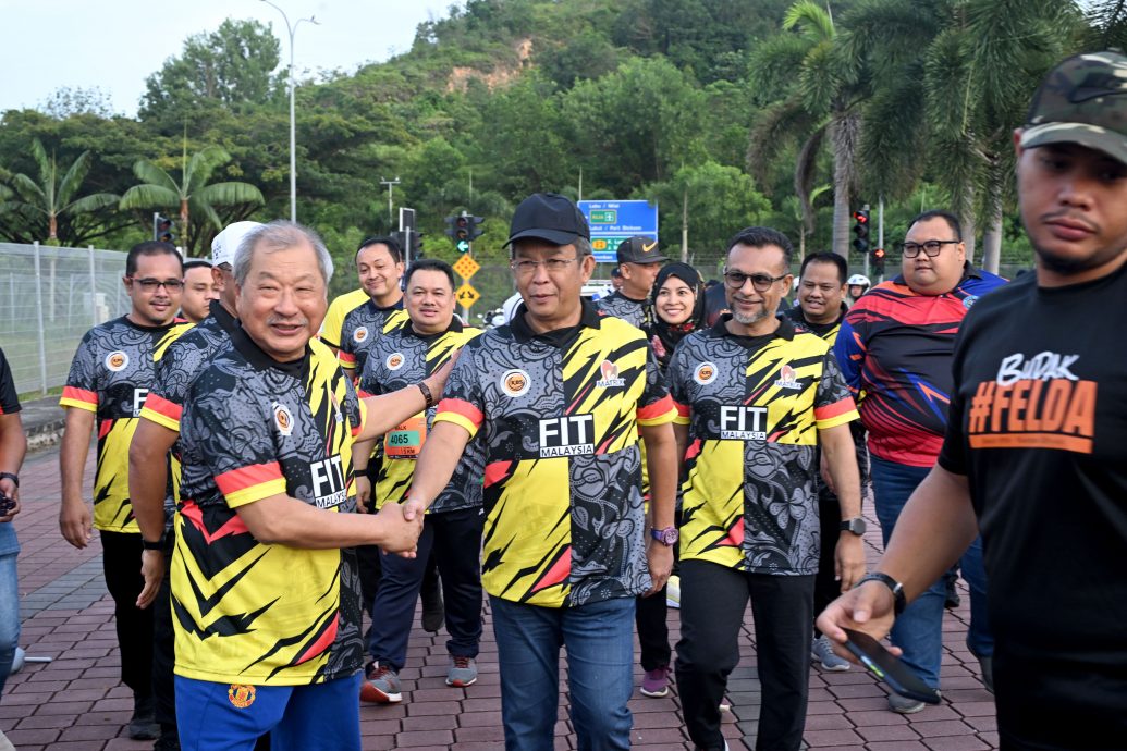 全国版:加拉鲁丁:柔州双补选成绩显示人民已接受团结政府