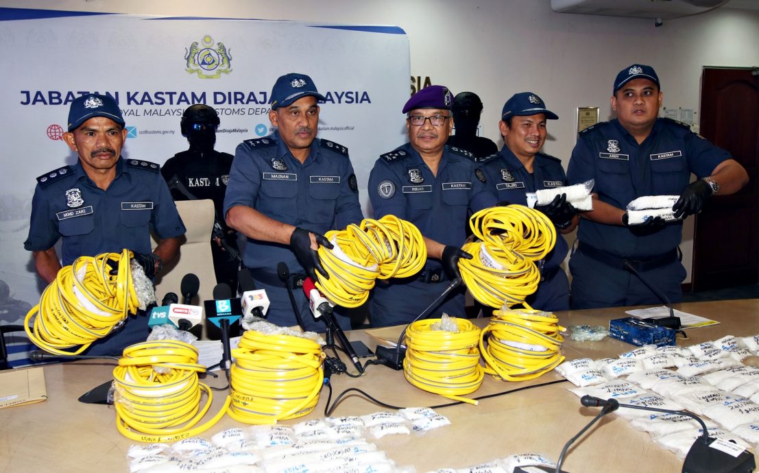 全国版:大马关税局侦破“水喉藏毒”案;礼布安:国际贩毒组织出新招