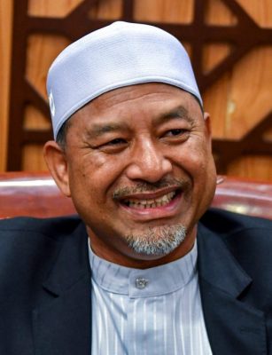 全国／丹大臣向巫统加腊士州议员莫哈末沙布丁提出诽谤诉讼。