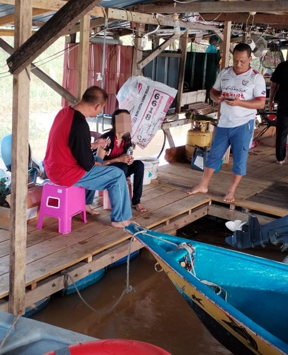 全：华裔妇女疑因家庭和债务问题跳河轻生，幸被救下。