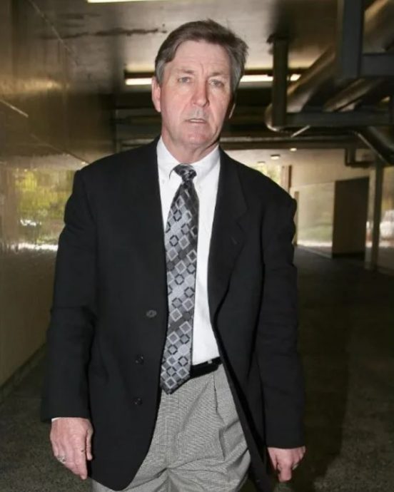 外媒曝碧妮离婚另有原因 疑前夫向父亲提供情报赚钱