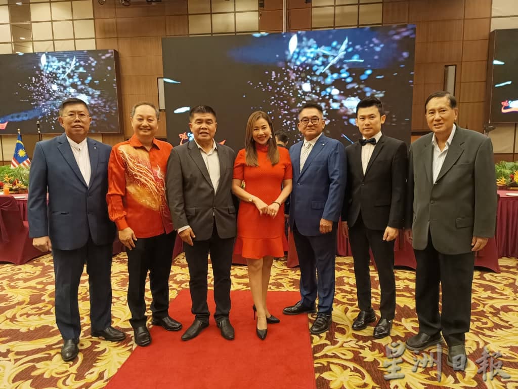 (大北马)【庆祝中华人民共和国成立74周年招待会】周游斌:明年中马建交50周年 继续谱写中马发展新华章