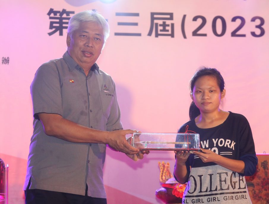 大都会/双头之一/甲洞碧华工业园盂兰胜会/3图