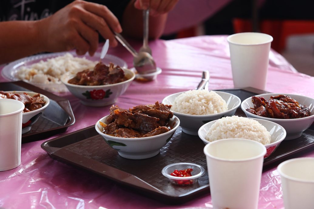 大都会/早报头,显著/巴生肉骨茶慈善美食节