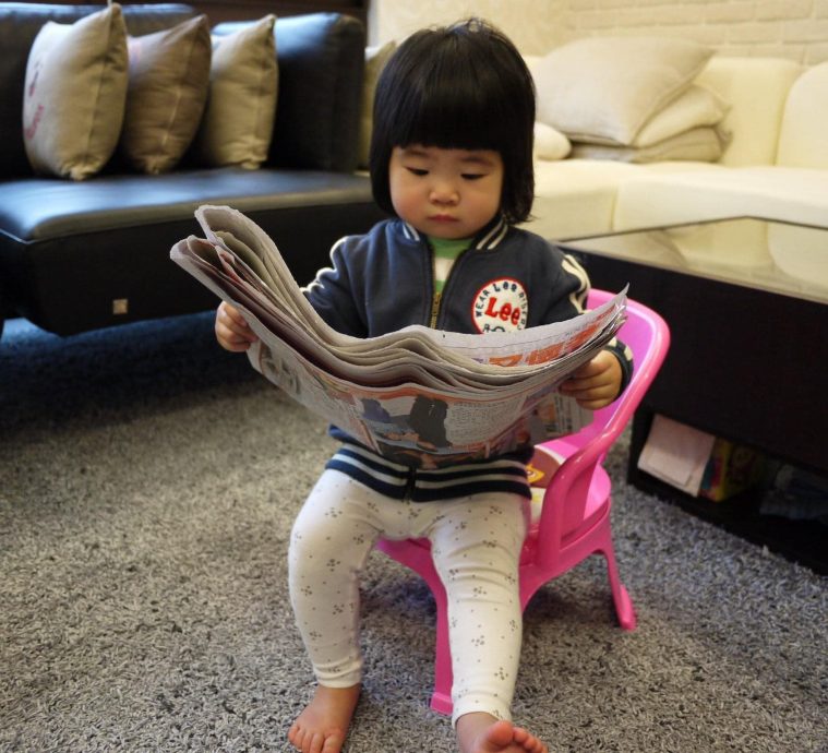 女儿13岁生日露美背 曹格缺席暖喊一句惹泪