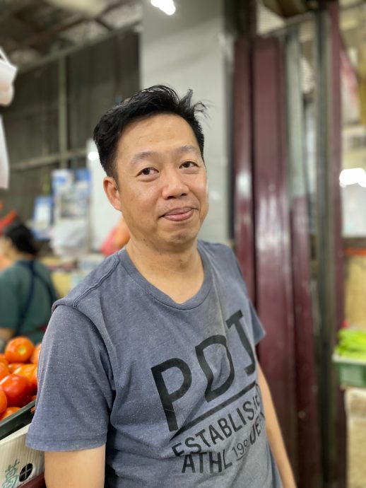 封面-大都会:65岁以上小贩巴刹档口不续租引不满/12图
