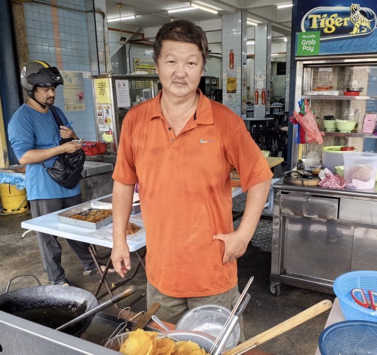 小贩:袋装食油难找 盼直接送油代替津贴