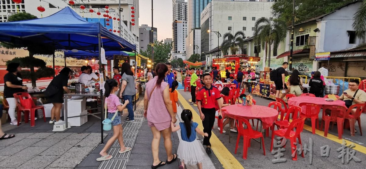 **已签发**柔：头条之一：中秋团圆、团结，柔佛古庙中秋活动意义深远