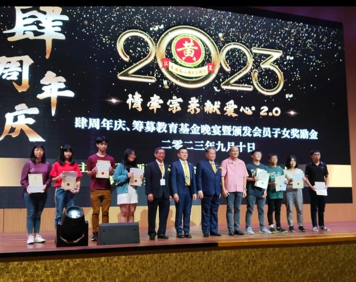 **已签发**柔:黄楚沅:政局要稳定,须避免不负责任政客政治化种族问题