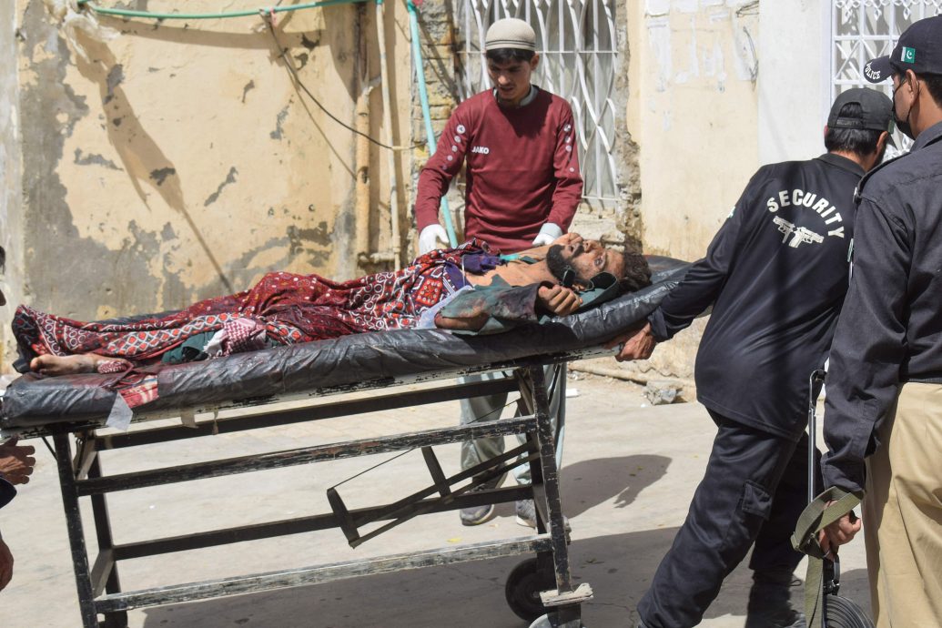 巴基斯坦清真寺爆炸!炸弹客闯宗教集会引爆至少50死