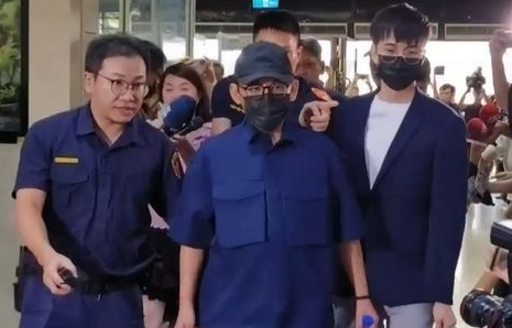 广播金钟封杀性骚艺人 黄子佼黄连煜遭除名