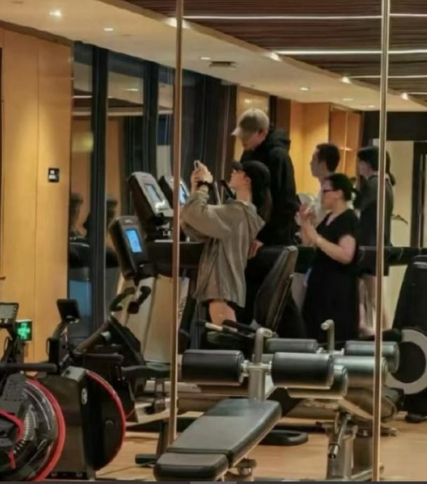 张云龙变最遥远的距离 锺楚曦被拍当街牵手新欢