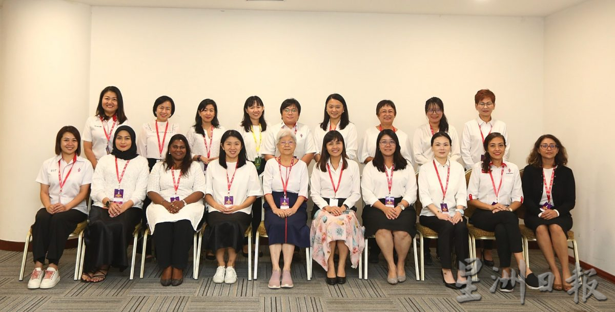 张念群接棒行动党妇女组主席 杨美盈出任署理