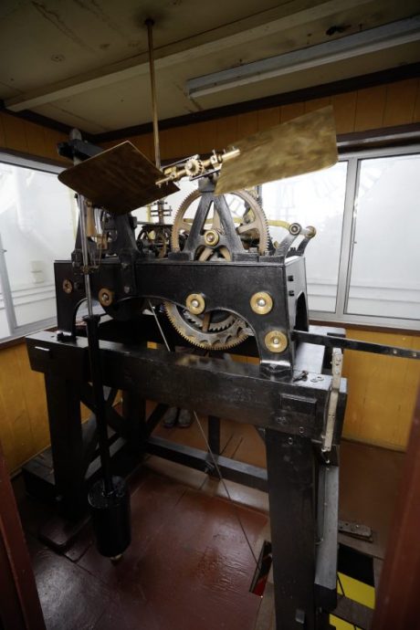 张集强/钟楼怪人