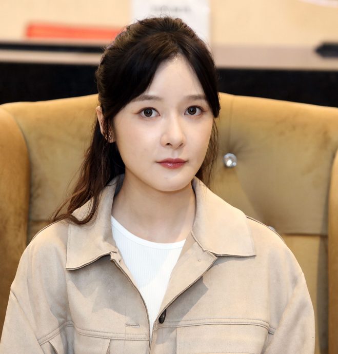 徐娇把原腾摔到轻微脑震荡 张景昀遇灵异烧符保命