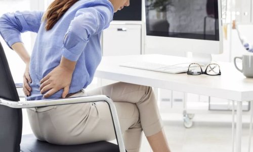 拼盘∕每天久坐10小时 26岁女“屁股死了”罹患死臀综合症