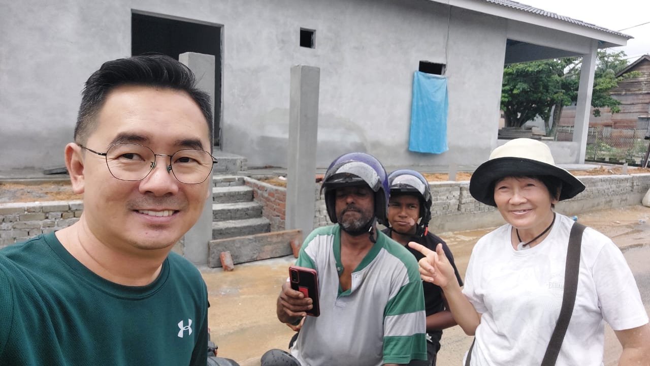 拾荒者捡到炸弹 竟带回家妻子分享