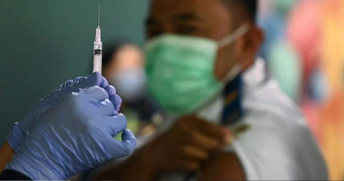 接种冠病加强针 专家:刚染疫者延后3个月注射