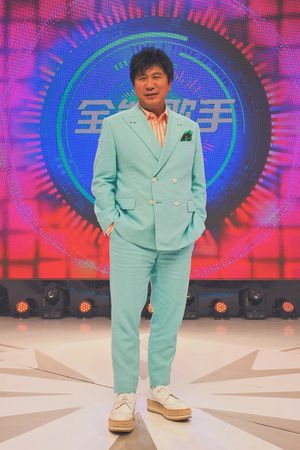 搭上20岁新欢熊霓惹怒丁柔安?64岁胡瓜暴气回应