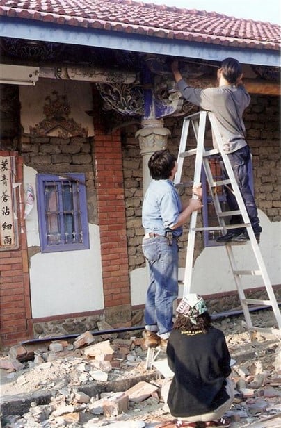 大马建筑都具备防震作用吗?