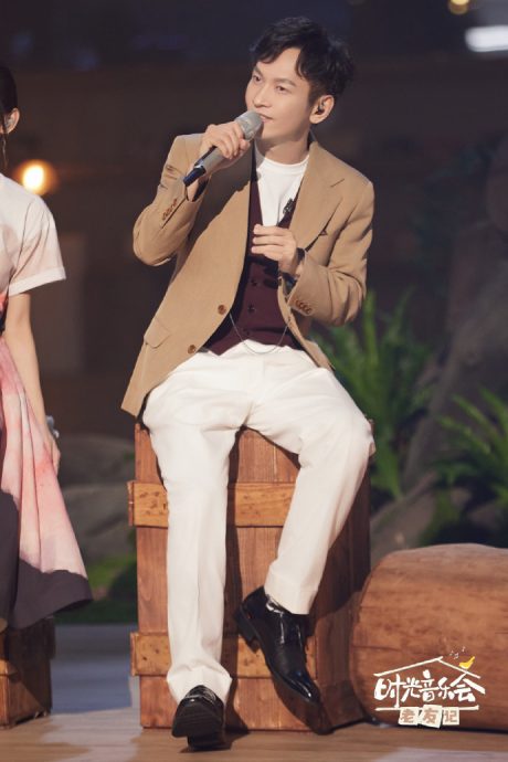 时光音乐会|张智成接戴佩妮一通电话“出山” 歌迷狂敲碗开唱