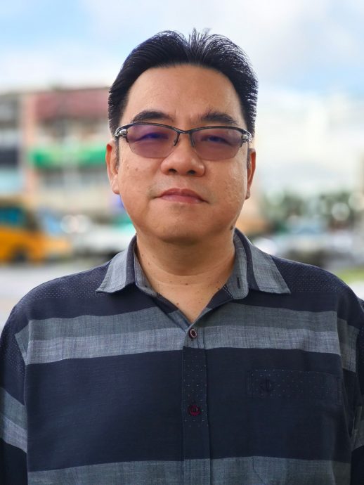暴风雨袭崇华华中  满目疮痍幸无伤亡