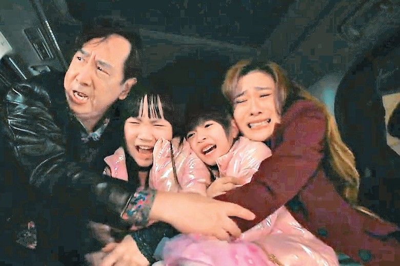 朱智贤约满离巢 朱晨丽受捧担正