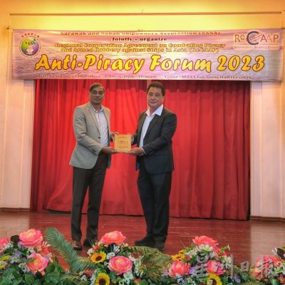 杨荣方:打造安全海上贸易 船舶防海盗任重道远