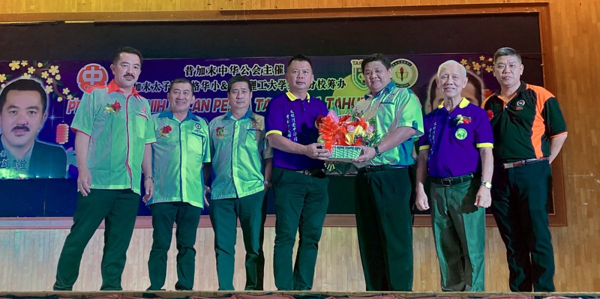 柔： ​刘晋铨：12个中华公会总动员361人完成 “中华行”火炬行非简单任务