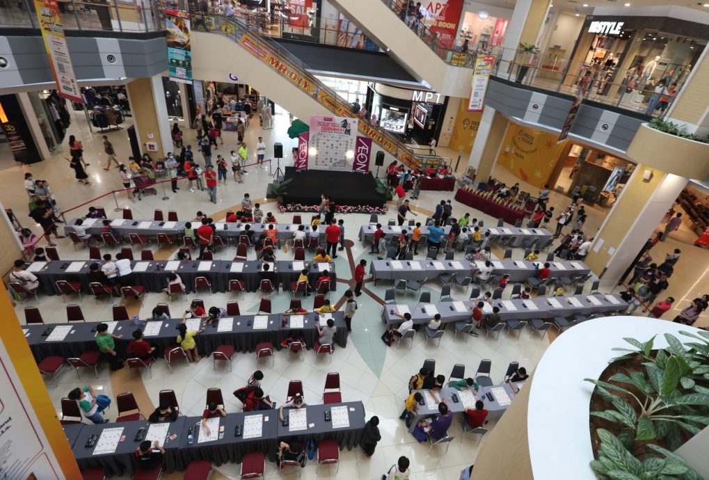 柔:【这些人那些事】:(9月11日刊登)士姑来象棋公会,从80年代咖啡店对弈起始,今进入学校培养年轻棋手