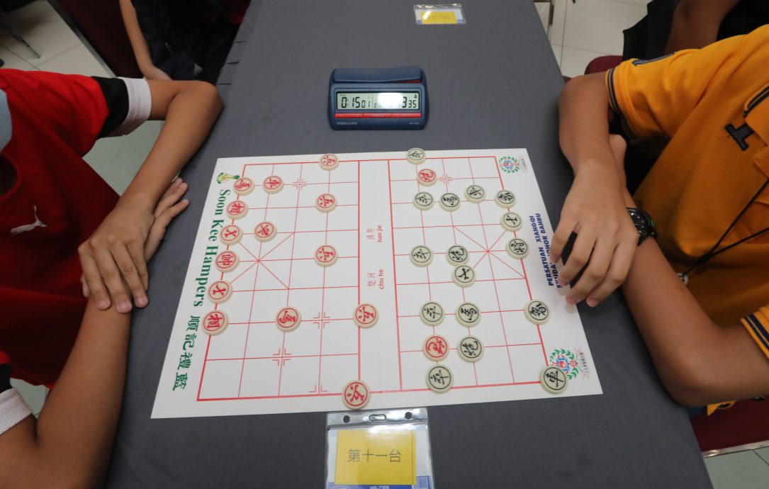 柔:【这些人那些事】:(9月11日刊登)士姑来象棋公会,从80年代咖啡店对弈起始,今进入学校培养年轻棋手