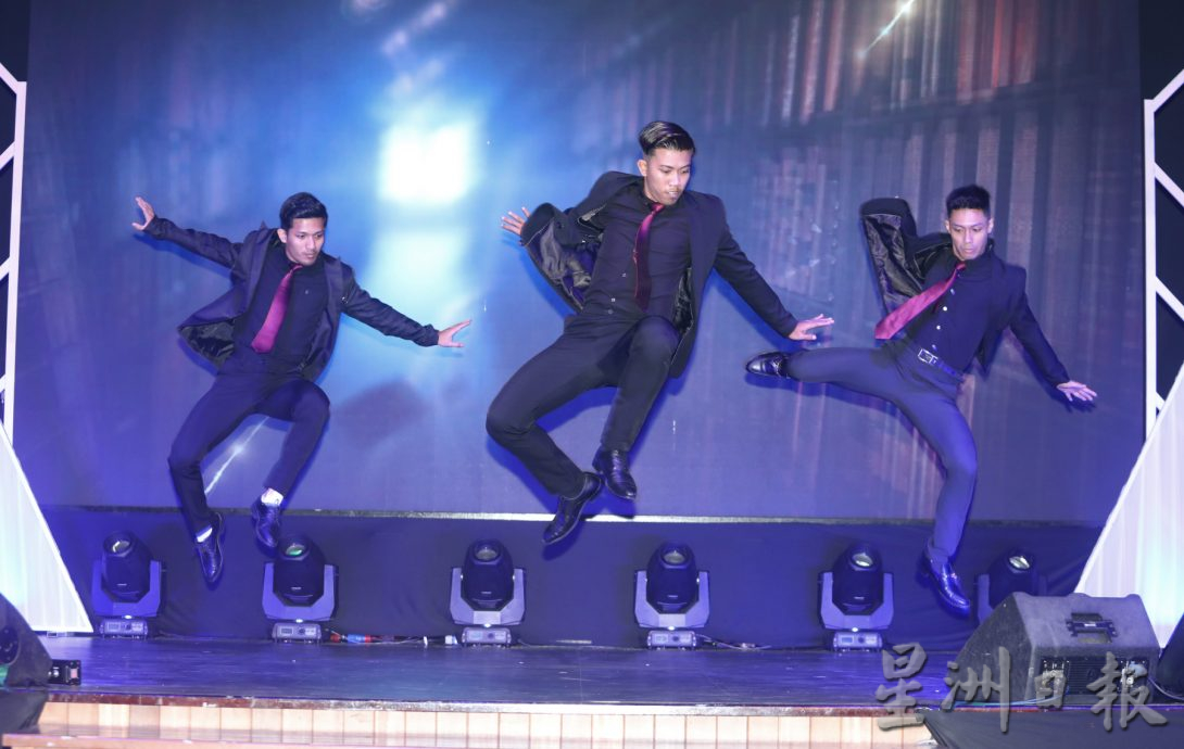 柔佛遗产基金会主办:柔佛文学奖颁奖典礼颁发总计34份奖项