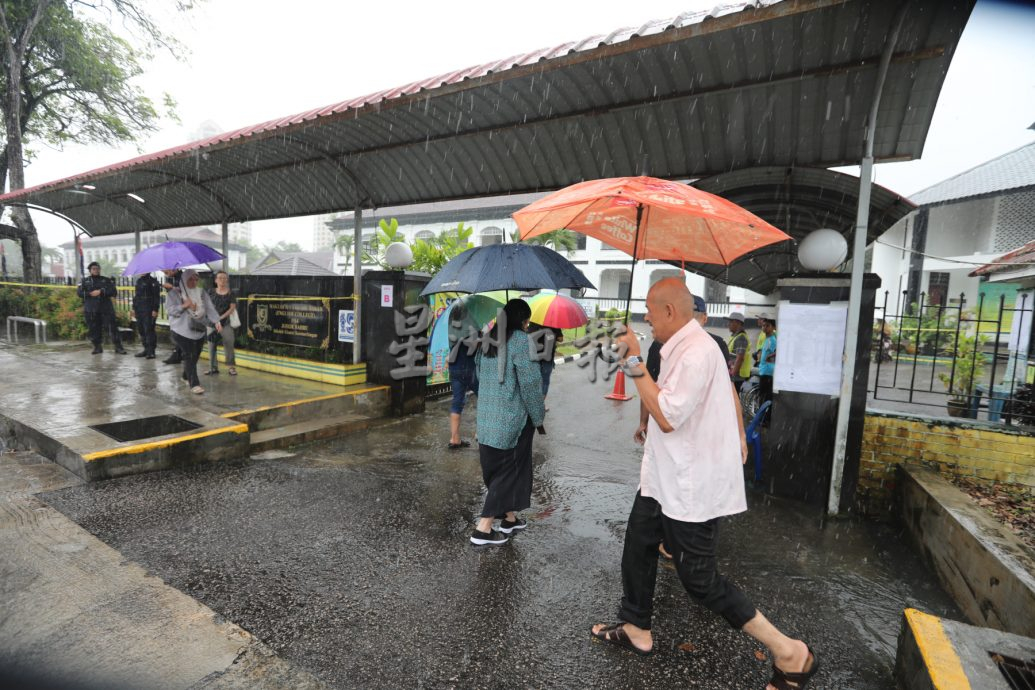 柔:柔佛双补选:两地气候阴雨
