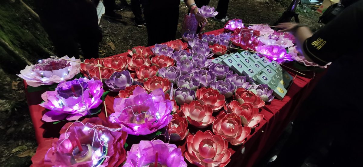 柔：柔潮州八邑会馆设计复古场景  荷塘月色提灯庆中秋