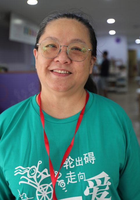 柔:版三:双福《轮出碍.走向爱3.0》,“与哀哭的人要同哭”