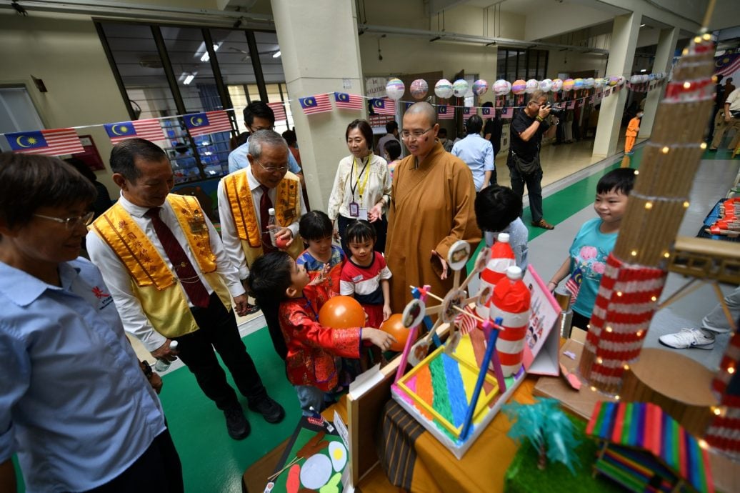 新马寺三好幼儿园主题展培养爱国爱家情操