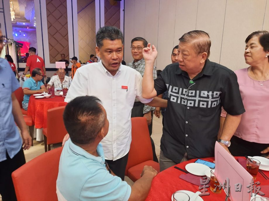 柔:补选新闻:陈泓宾:设下1万2000华裔选民投票支持的目标